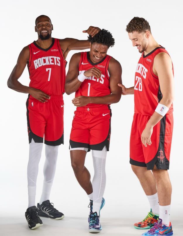 火箭再战开拓者！伤病报告出炉：客队双核伤缺，主队超级残阵出战